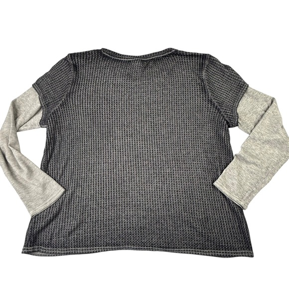 Walt Disney World Womens Faux Layered Thermal Top Size XXL 2XL Sequin Gray - Picture 4 of 9